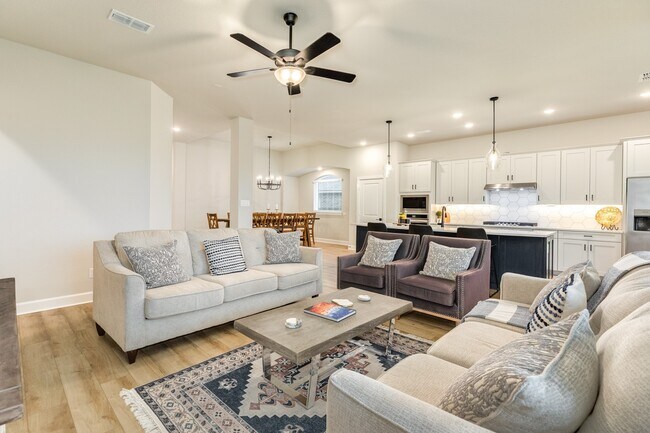 Building Photo - 9806 Starry Night Ln