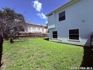 Building Photo - 1271 E Common St