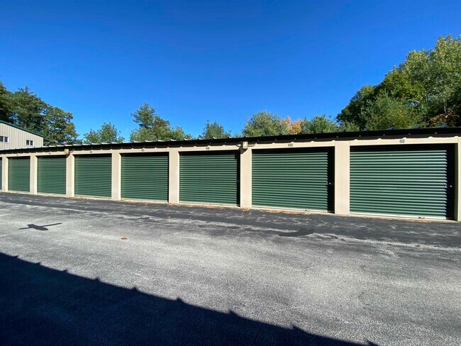 Building Photo - 99 Powers St