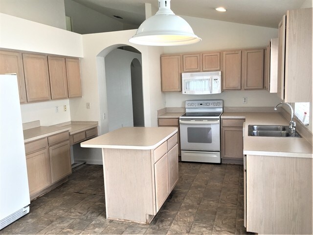 Building Photo - 12426 Tree Pointe Ct