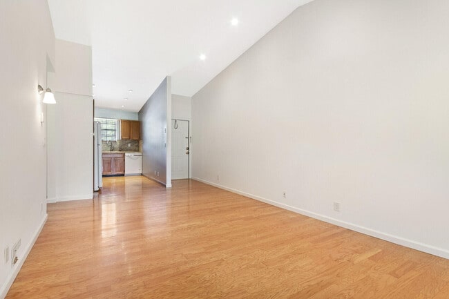 Building Photo - 3191 Leewood Terrace