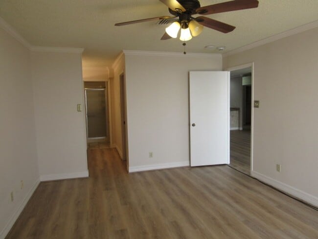 Building Photo - 1400 Ocean Dr