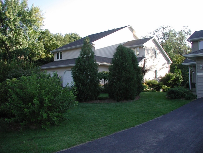 Building Photo - 11397 Edgemere Terrace