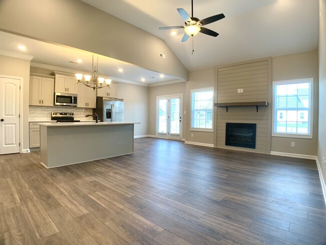Building Photo - 421 Ayden Ln