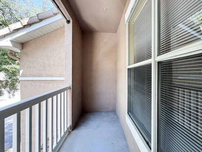 Building Photo - 10561 Villa View Cir