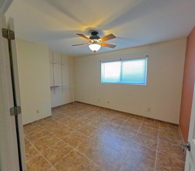 Bedroom 2 or Office - 776 Dewane Dr