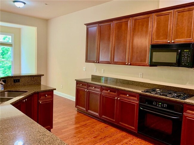 Building Photo - 1303 Creekside Pl SE