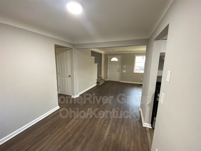 Building Photo - 2644 Knight Ave