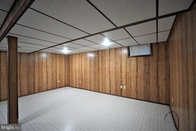 Building Photo - 103 Bonnie Lark Ct
