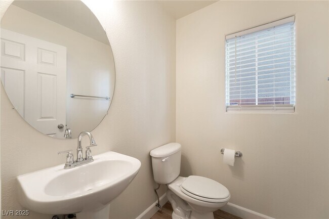 Building Photo - 1173 Paradise Mountain Tr