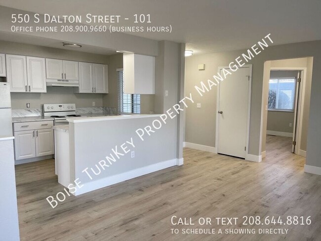 Building Photo - 550 S Dalton Ln