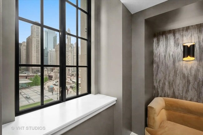 Building Photo - 435 N Michigan Ave