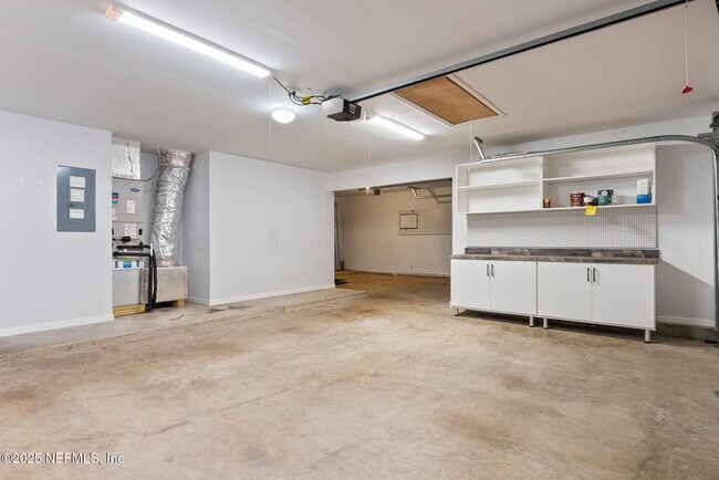 Building Photo - 2987 Bright Eagle Dr