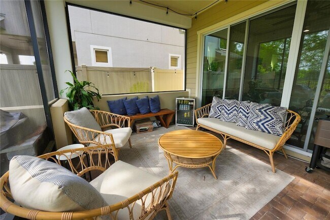 Building Photo - 594 Windy Pne Wy