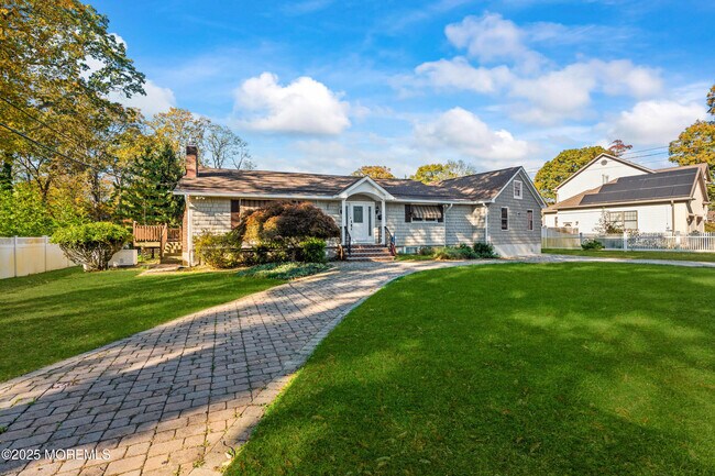 Building Photo - 72 Whalepond Rd