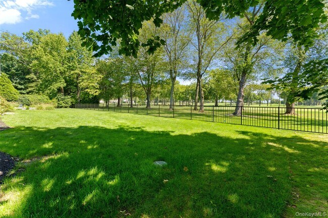 Building Photo - 211 Griffen Ave
