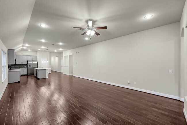 Building Photo - 126 Pioneer Canyon Pl