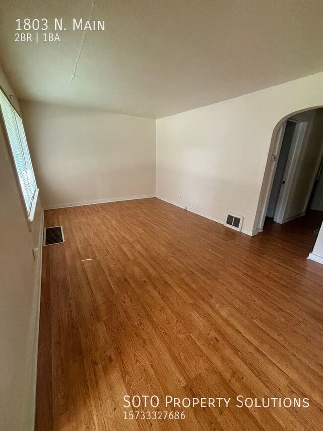 Building Photo - Pet Friendly 2 Bed 1 Bath Home Move In Rea...