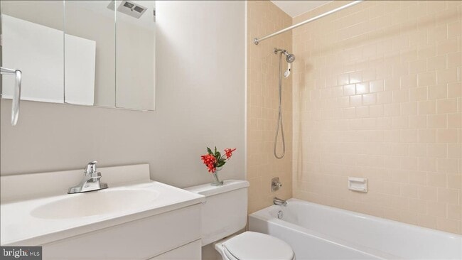 Building Photo - 3148 Bayswater Ct