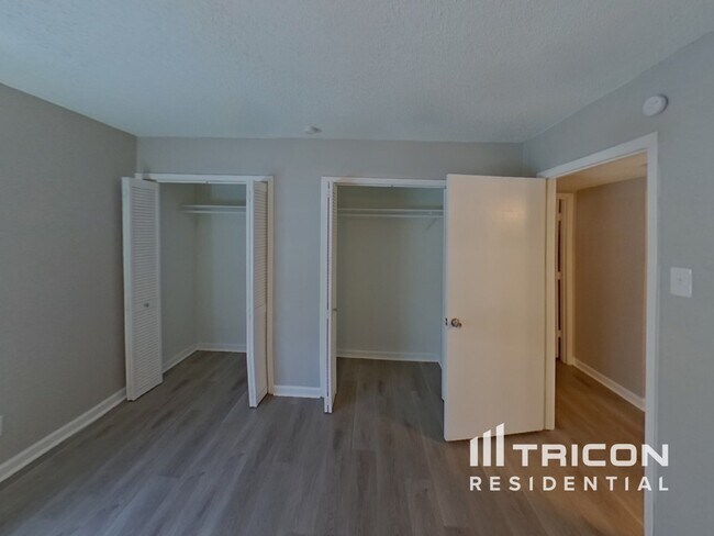 Building Photo - 2908 Lemmontree Ln