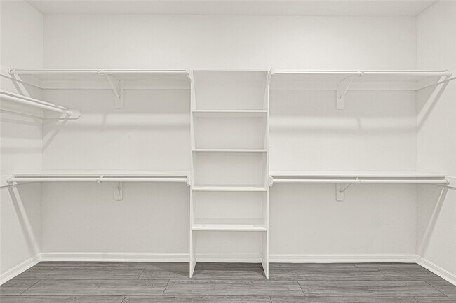 Building Photo - 8628 Scott St