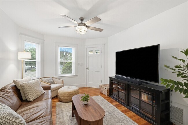 Building Photo - 31 Quimby St