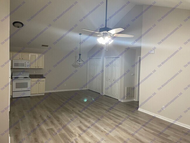 Building Photo - Now leasing for August!