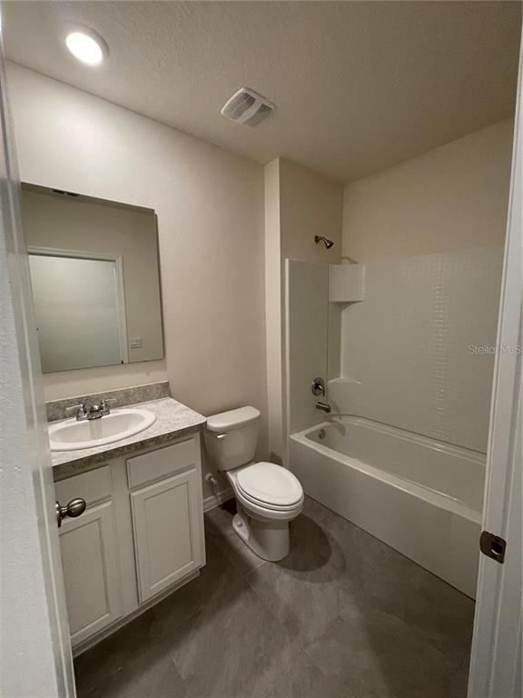 Building Photo - 3457 Forster Ave