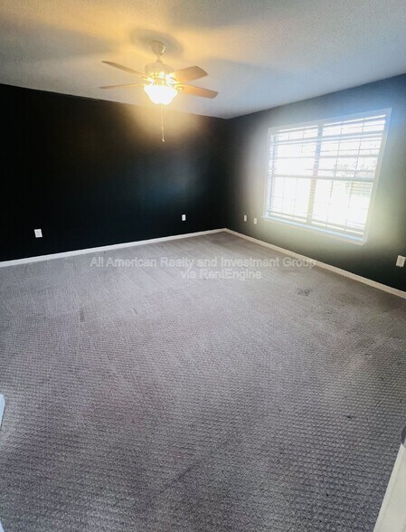 Building Photo - 2220 Kerra Ln