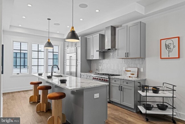 Building Photo - 742 S Broad St