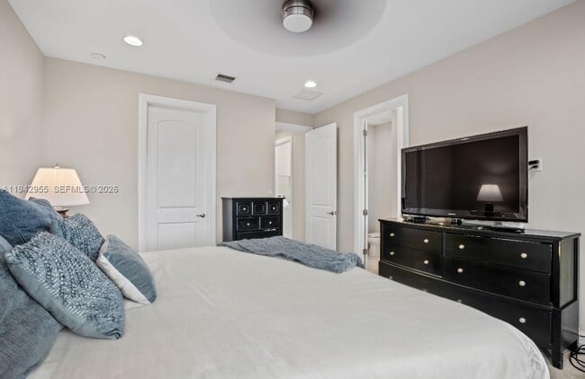 Building Photo - 10103 Akenside Dr