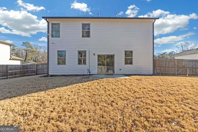 Building Photo - 2045 Maplewood Way