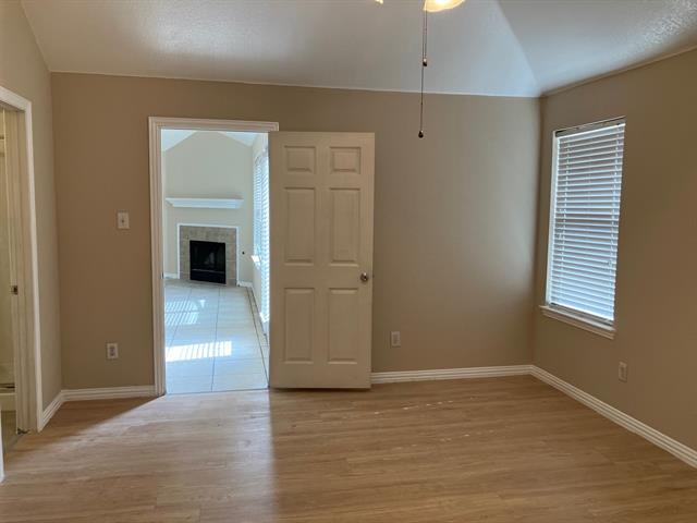 Building Photo - 2116 Sol Dr