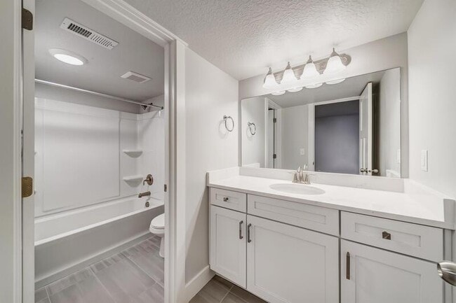 Building Photo - 1487 N 3830 W