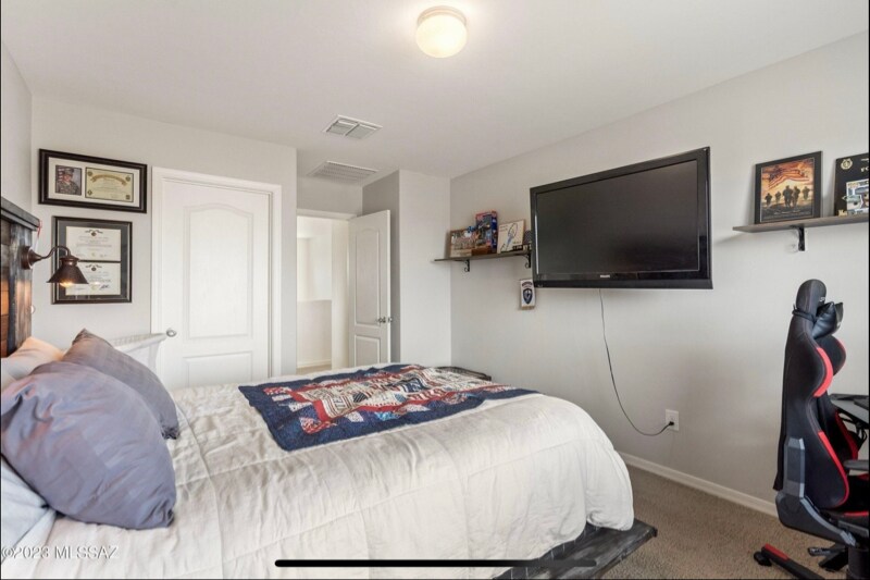 Building Photo - 11684 W Vanderbilt Farms Way