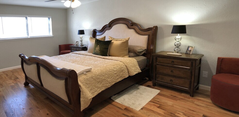 Building Photo - 6723 Eastridge Dr