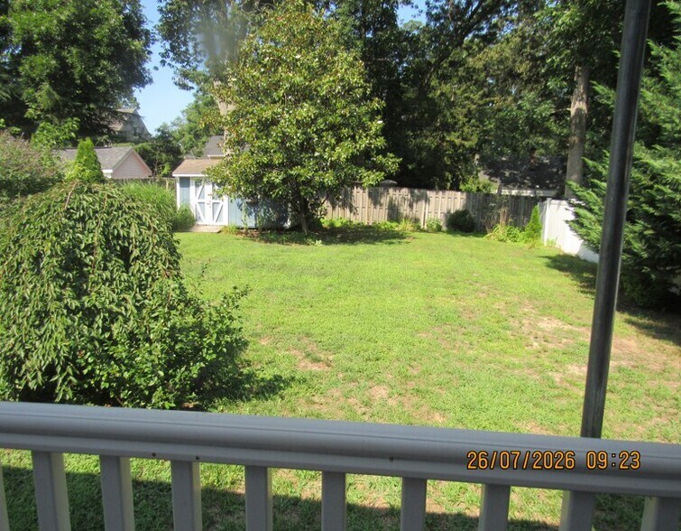 nice big yard viewed from deck - 114 Maple St