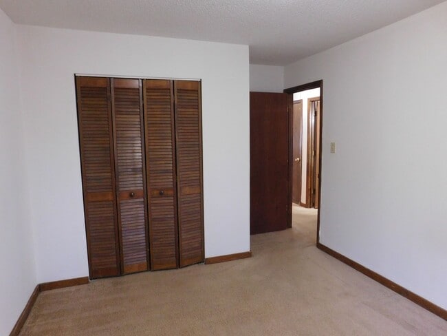 Building Photo - 1540 College Way
