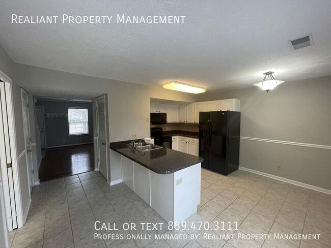 Building Photo - 3696 Arbor Dr