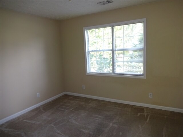 Building Photo - 2442 Country Lake Ln