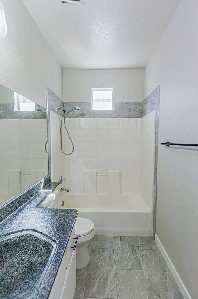 Building Photo - Green Valley Condo