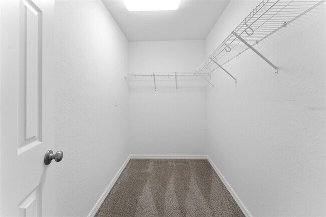 Building Photo - 9461 N Sandree Dr