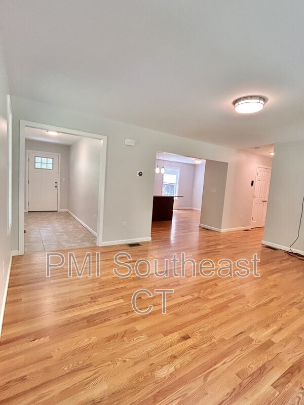 Building Photo - 124 Witter Rd