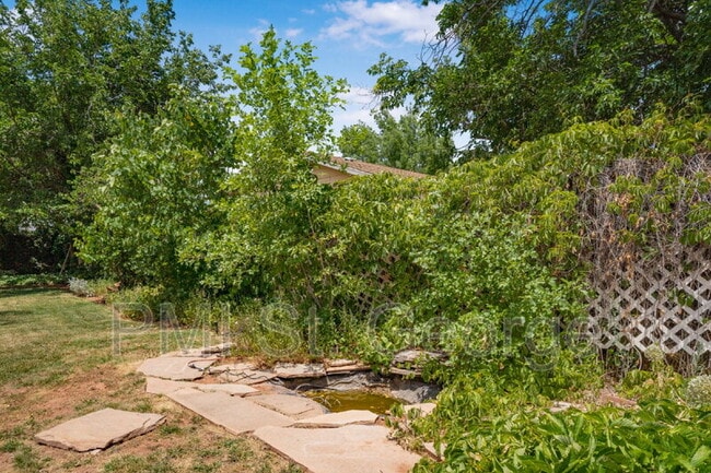 Building Photo - 1098 N 1900 W