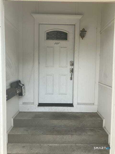 Building Photo - 841 Whalley Ave