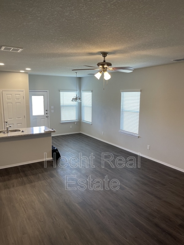 Building Photo - 5508 Haven Spgs