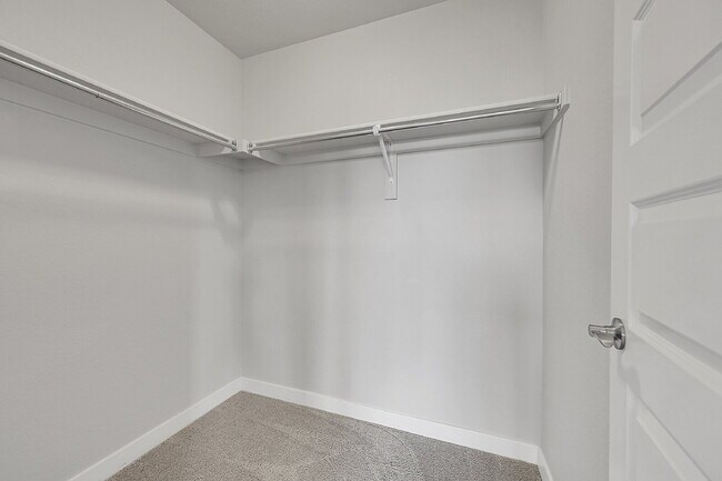 Building Photo - $2,775 - 3 Bed, 2.5 Bath Home in Aurora wi...