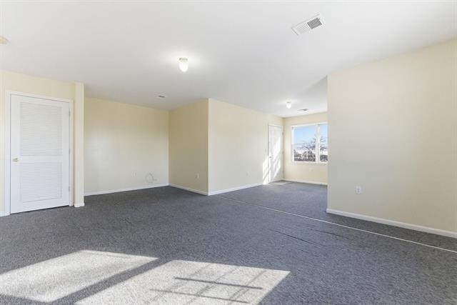 Building Photo - 30 Elm Ct