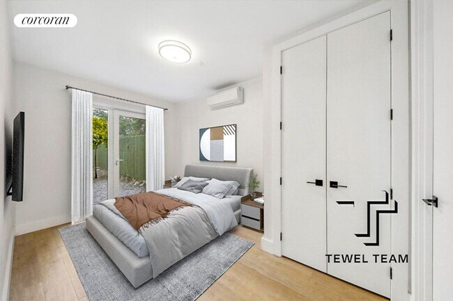 Building Photo - 81 W 118th St