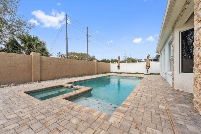 Building Photo - 3336 Herringridge Dr